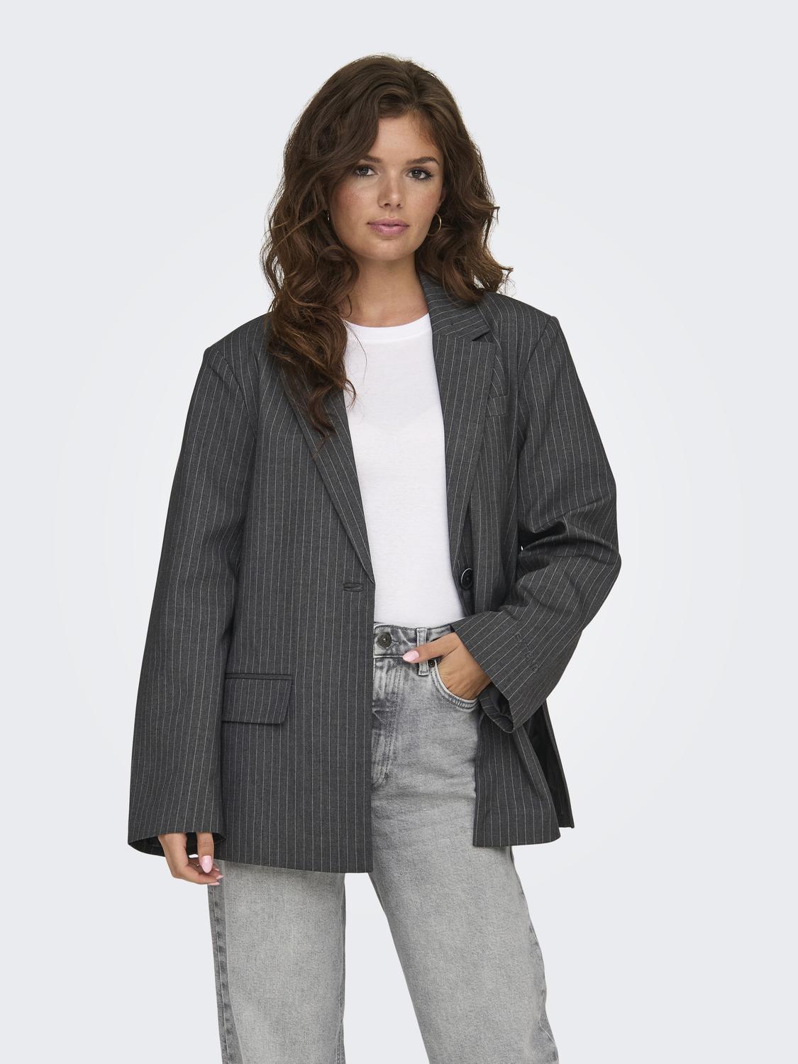 model_shot-front